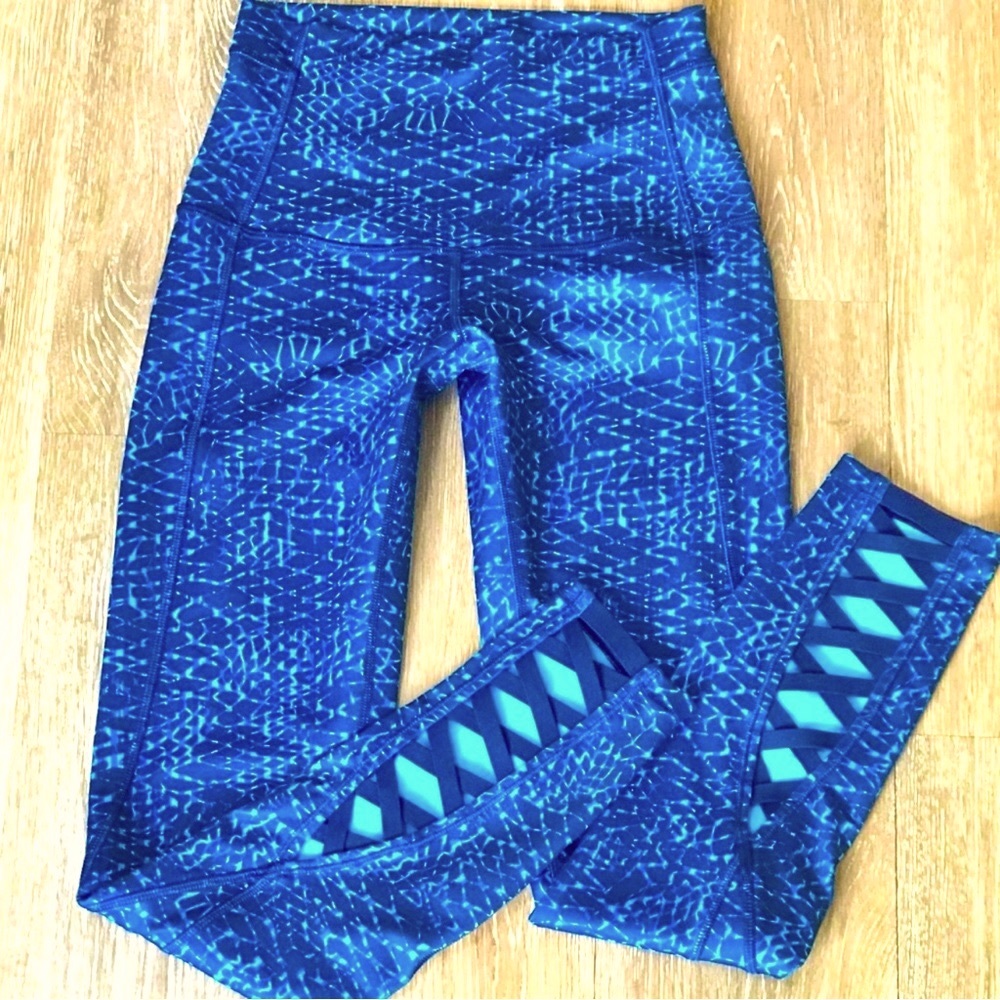 🆕 Lululemon Pure Practice Pant / Blue Samba Snake / Size 4 / NWOT